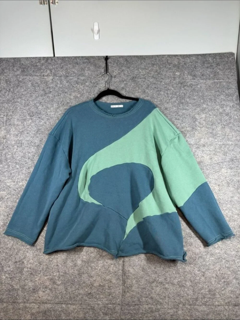 Aeie abstract sweatshirt